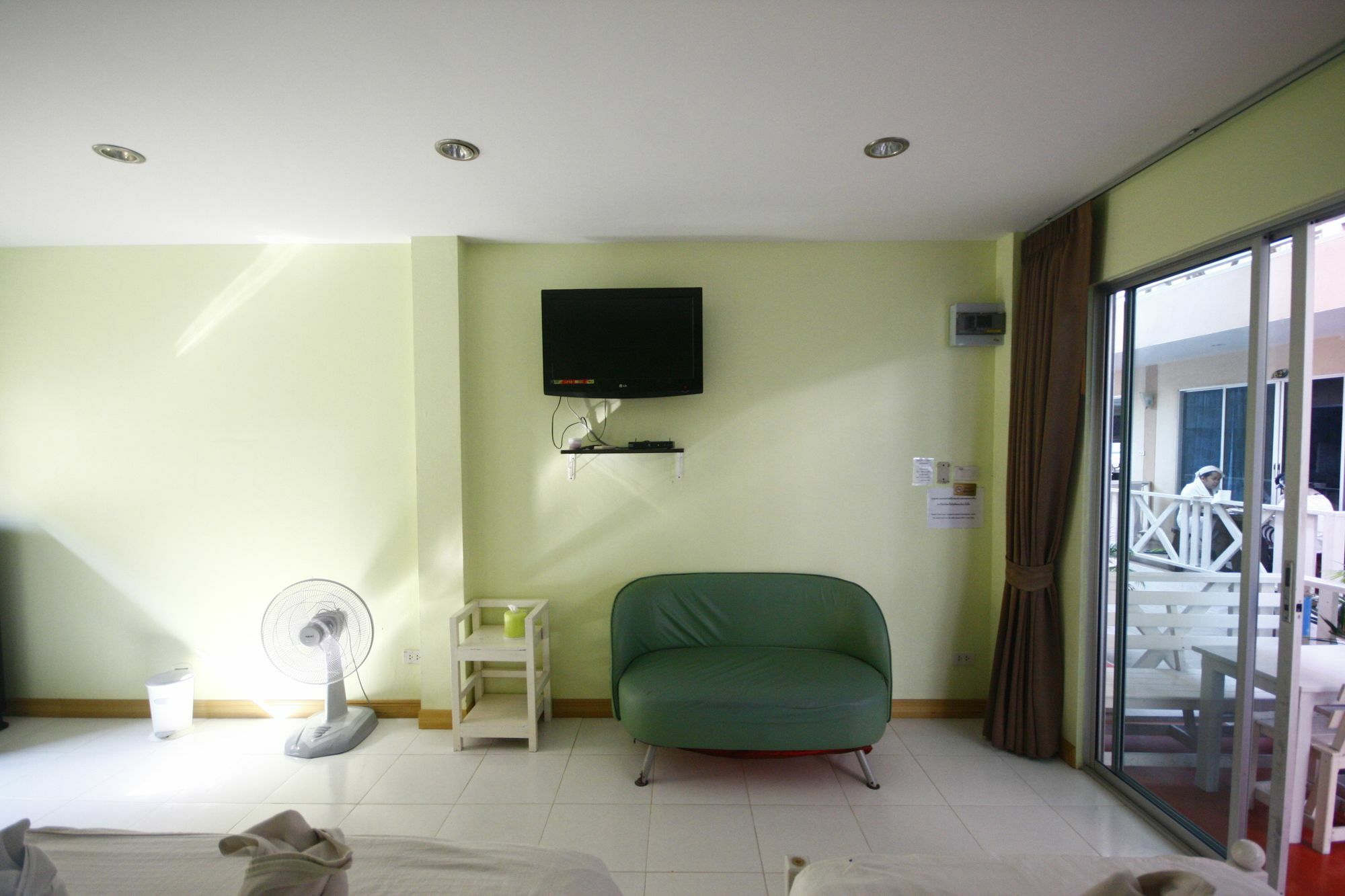 Tawaen Beach Resort Ko Lan Esterno foto